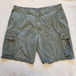 Bass G.H. Bass & Co. Mens Cargo Shorts Size 36 Olive Green 100% Cotton Casual Wi